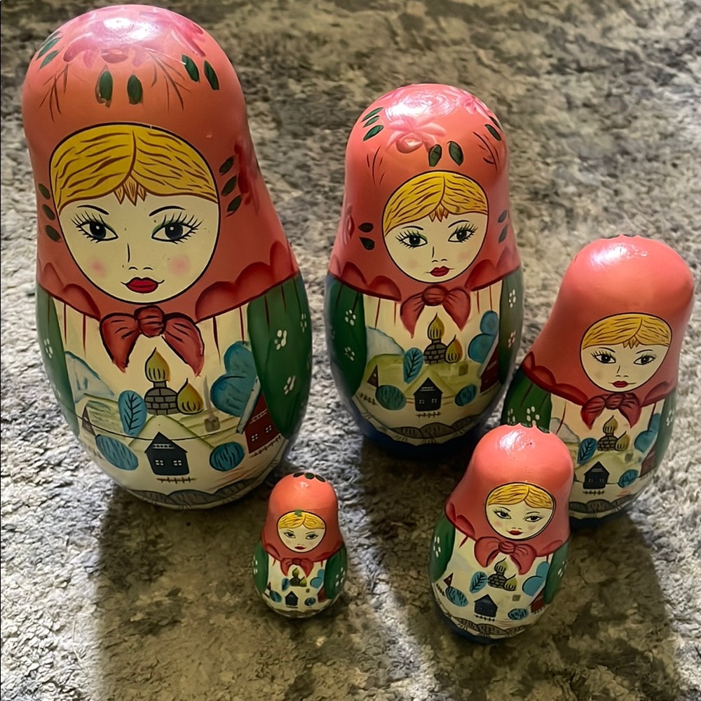 Set of Russian Nesting Dolls with Pink Scarves